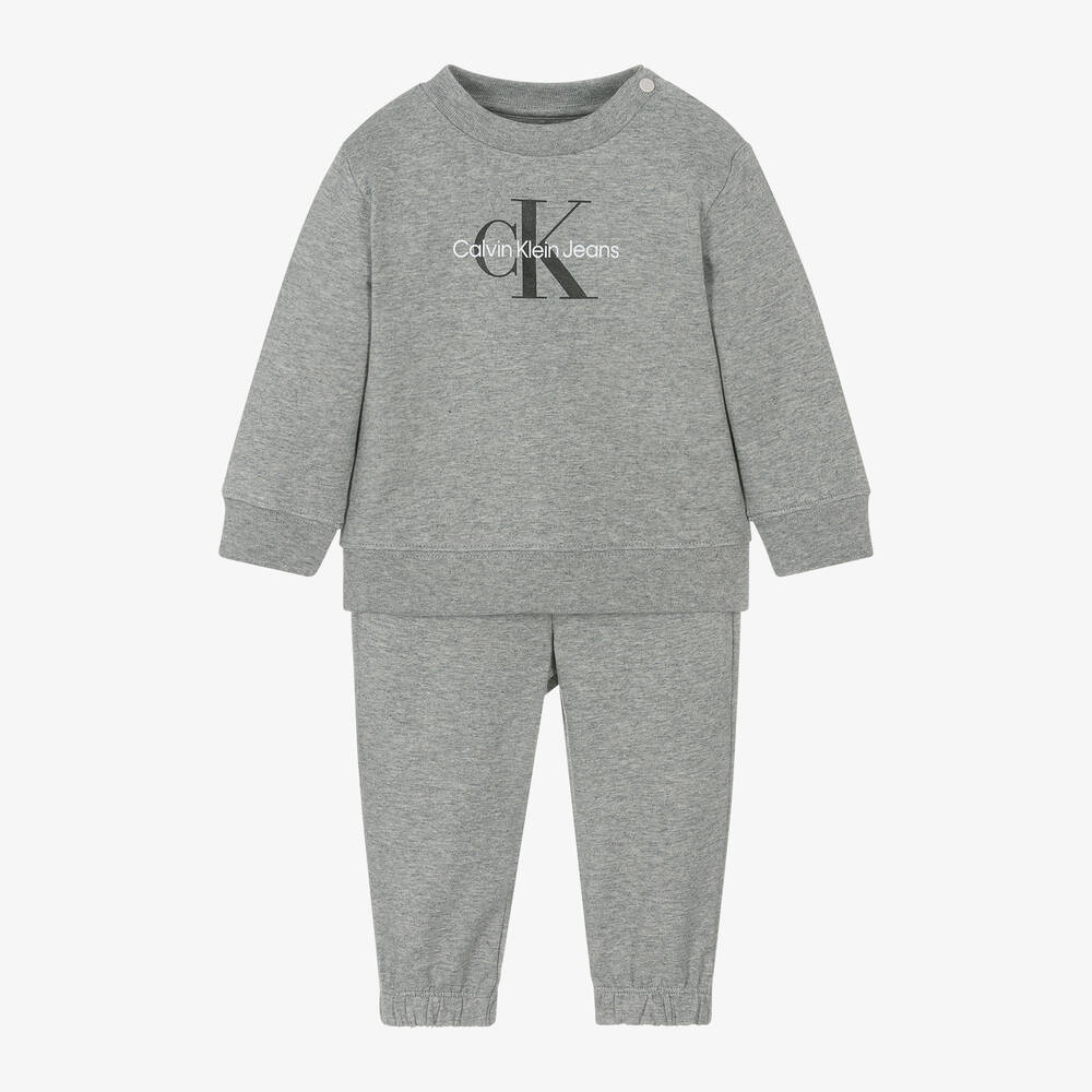 Calvin Klein - بدلة رياضية بشعار مونوغرام قطن لون رمادي للأولاد | Childrensalon