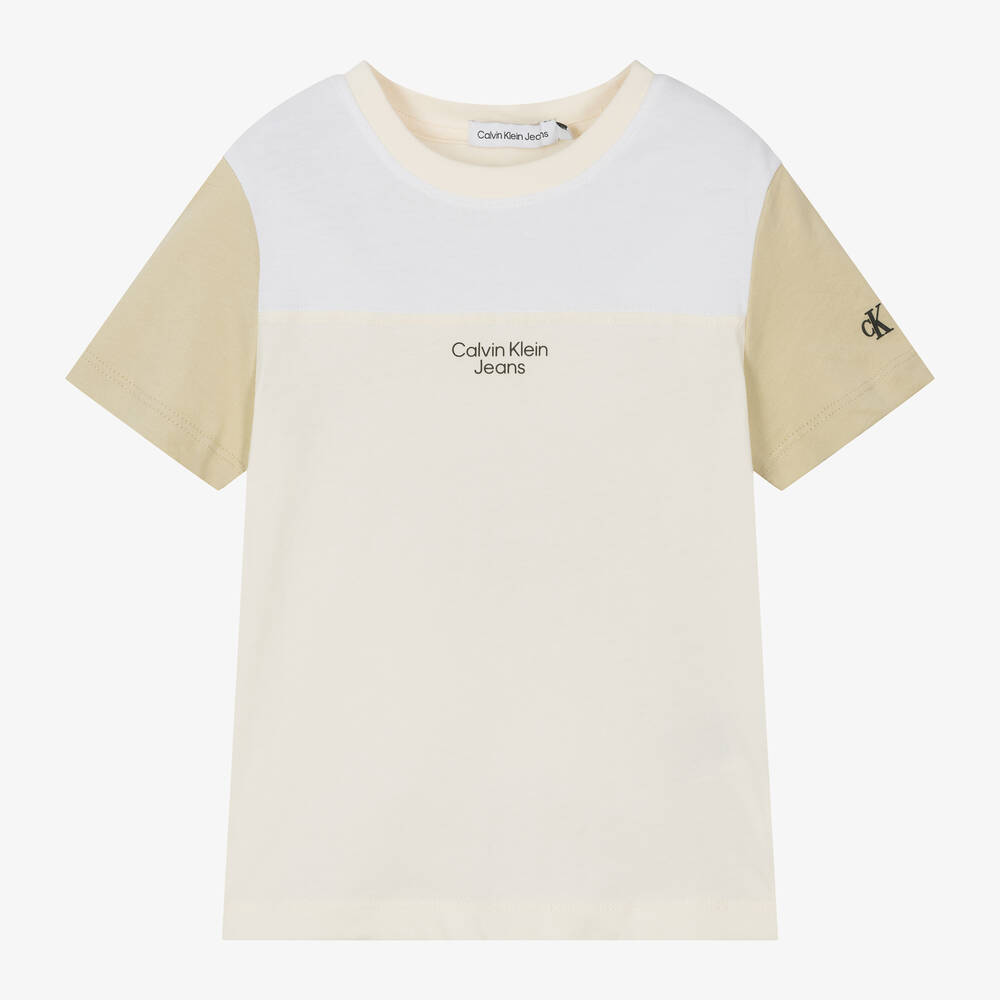Calvin Klein - تيشيرت قطن بألوان بلوك عاجي وبيج للأولاد | Childrensalon