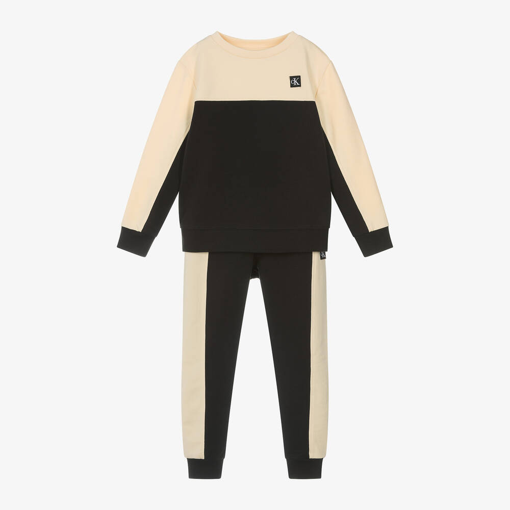 Calvin Klein - بدلة رياضية قطن عضوي بألوان بلوك أسود وعاجي | Childrensalon