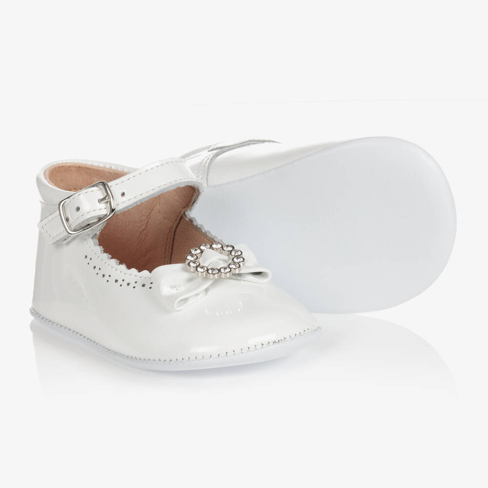 Children's Classics - حذاء جلد لامع لون أبيض لمرحلة قبل المشي للمولودات | Childrensalon