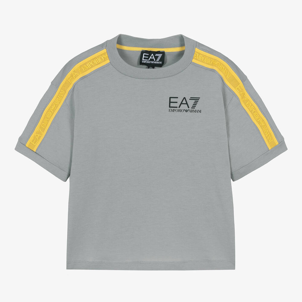EA7 Emporio Armani - Серая хлопковая футболка с лентой для мальчиков | Childrensalon