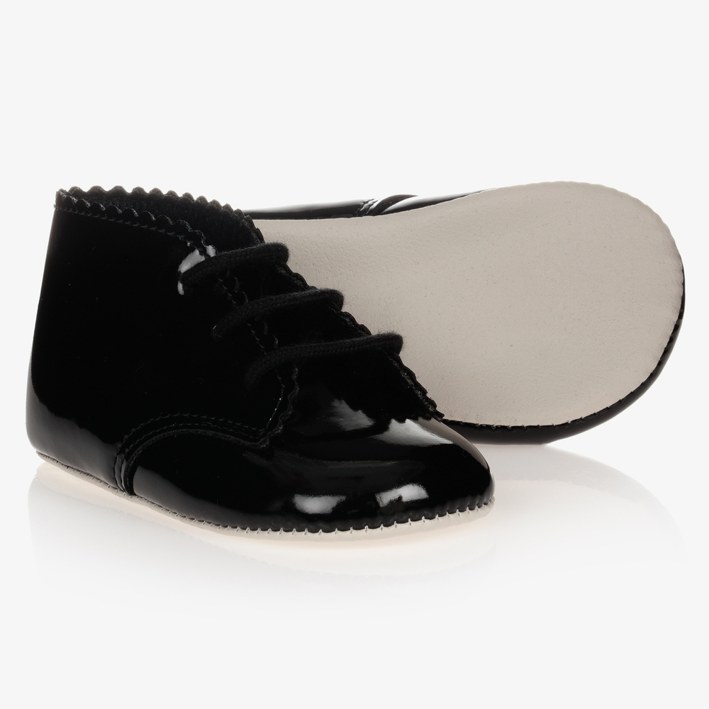 Early Days Baypods - حذاء جلد لامع لون أسود لمرحلة ما قبل المشي | Childrensalon