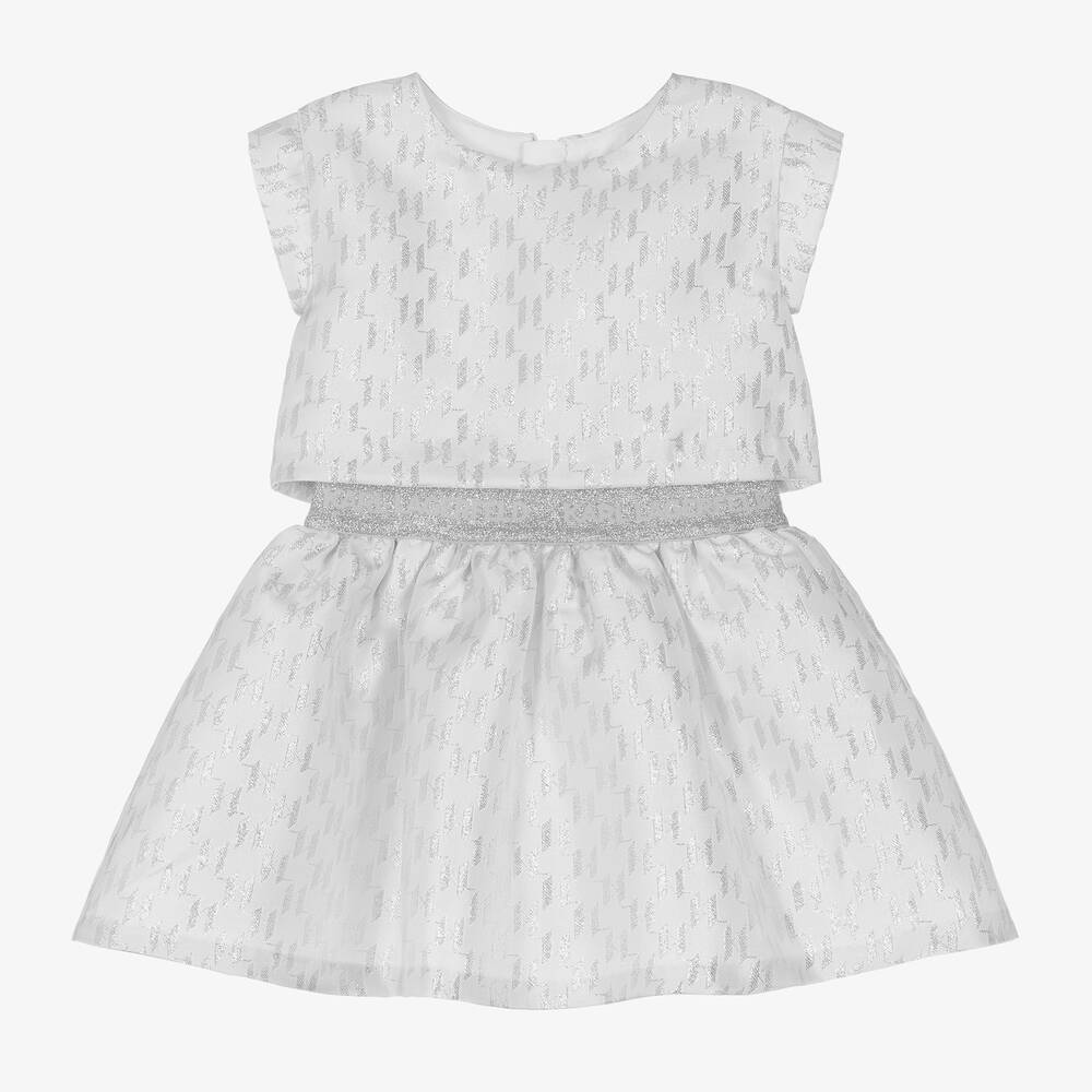 KARL LAGERFELD KIDS - فستان بطبعة مونوغرام ساتان لون أبيض وفضّي | Childrensalon