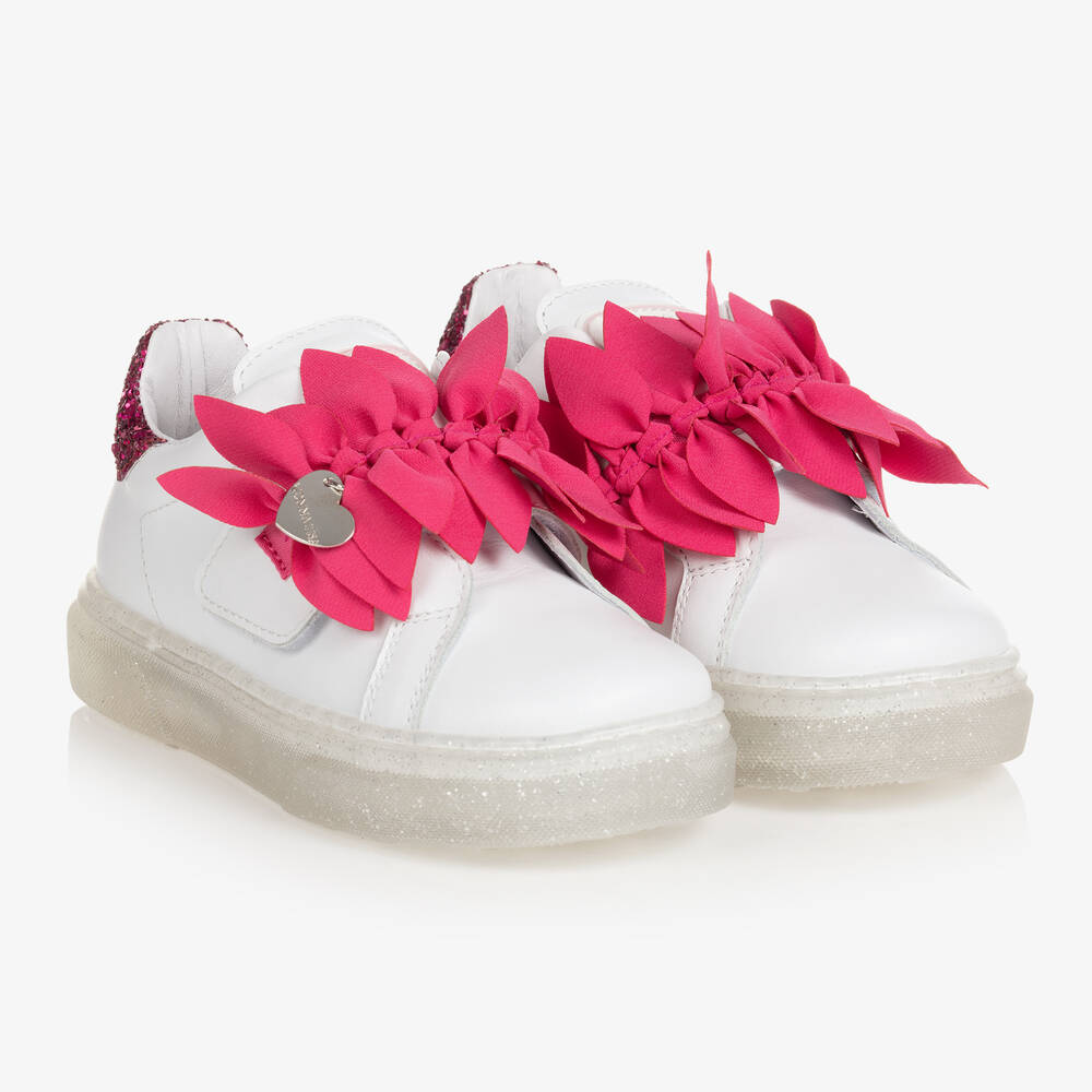 Monnalisa - Белые кожаные кроссовки с розовыми лепестками | Childrensalon