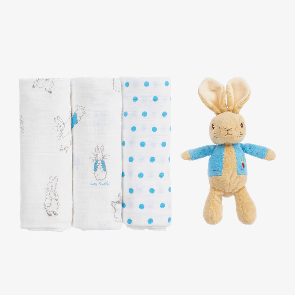 Rainbow Designs - Подарочный комплект пеленок с погремушкой Кролик Питер | Childrensalon