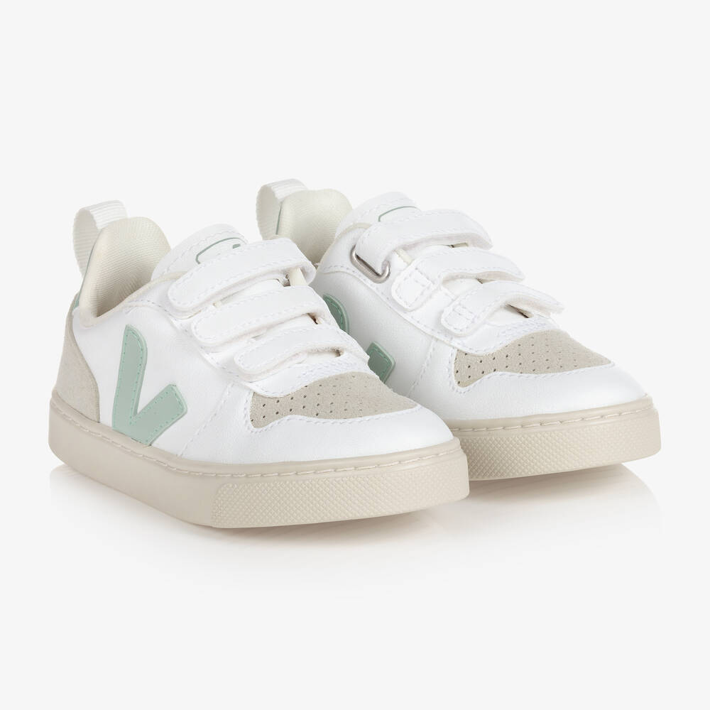 VEJA - V-10 Sneakers in Weiß und Grün | Childrensalon