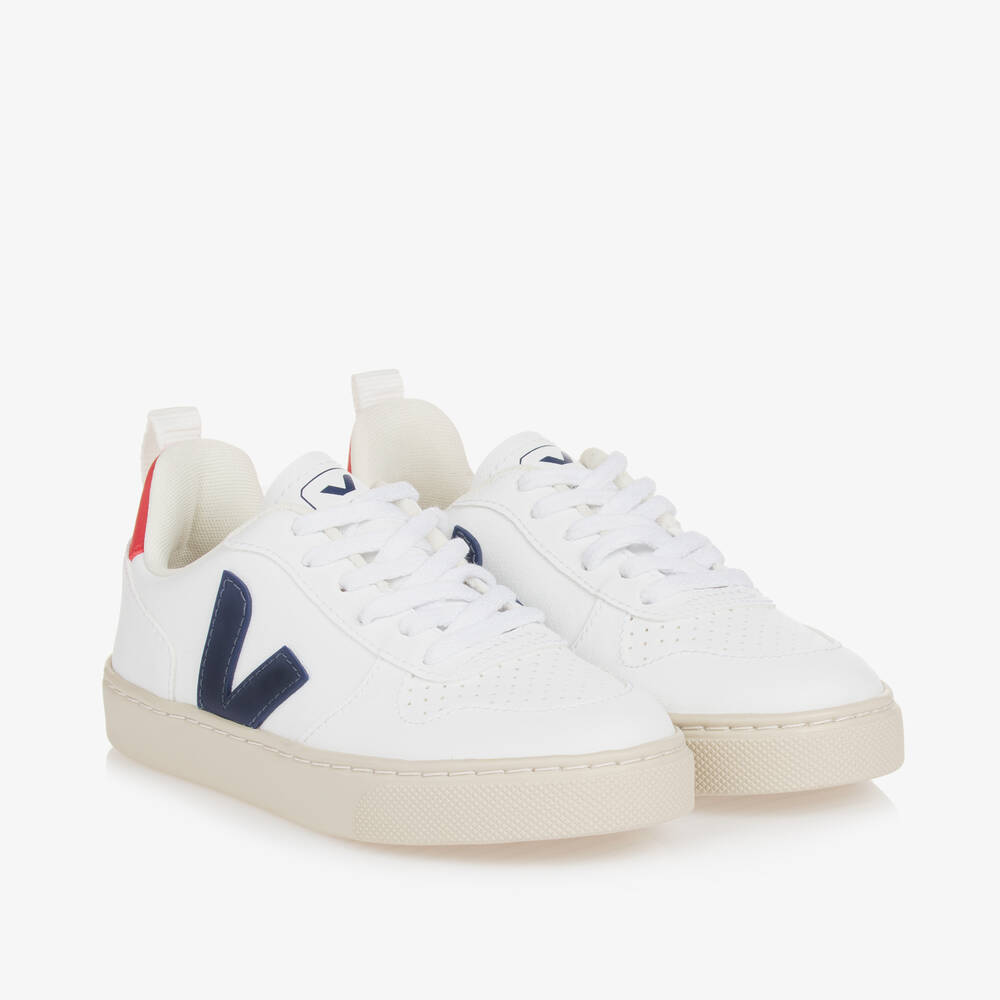 VEJA - حذاء رياضي V-10 بأربطة جلد صناعي لون أبيض و كحلي | Childrensalon