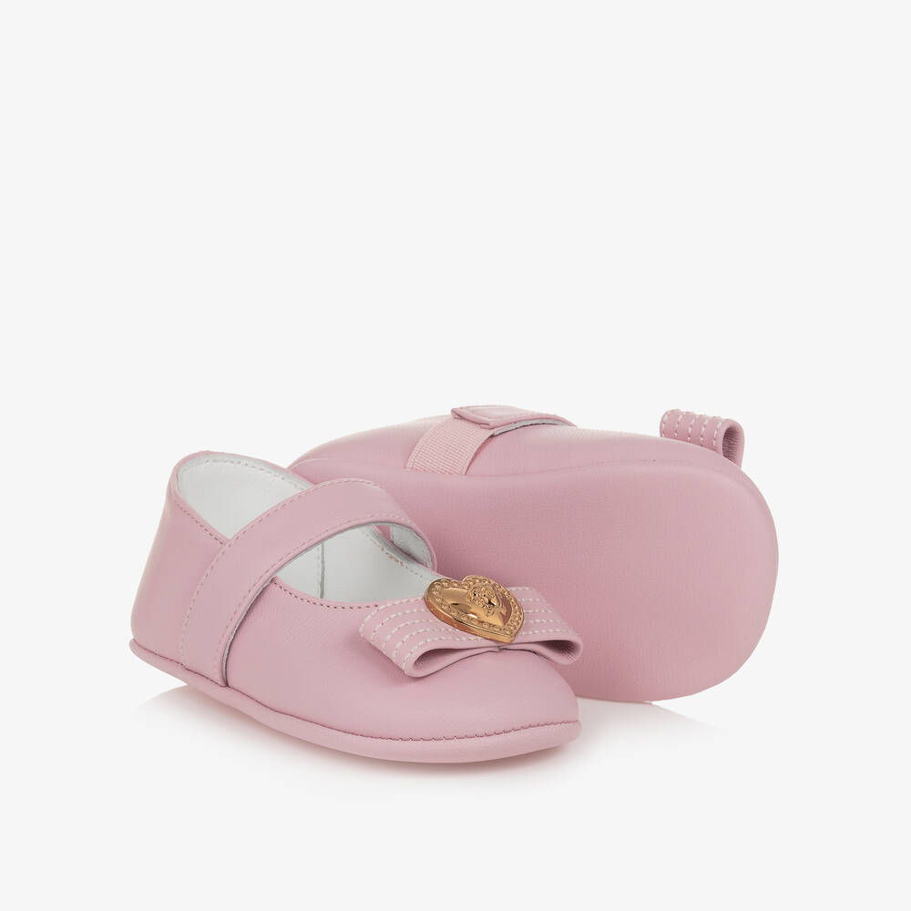 Versace - حذاء باليرينا جلد لون زهري لمرحلة قبل المشي | Childrensalon