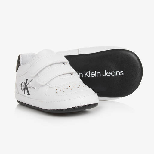 Calvin Klein-Белые кожаные пинетки для малышей | Childrensalon