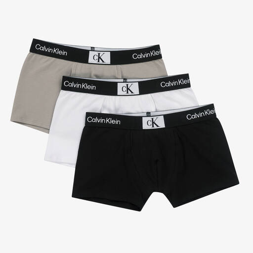 Calvin Klein-Черные, белые и серые трусы-боксеры из хлопка (3шт.) | Childrensalon