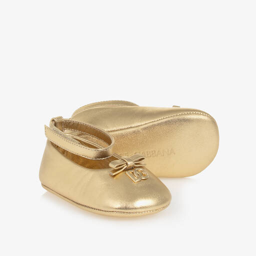 Dolce & Gabbana- حذاء لمرحلة قبل المشي جلد لون ذهبي  | Childrensalon