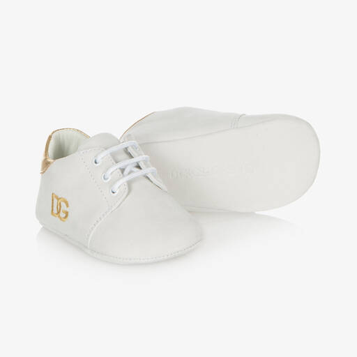 Dolce & Gabbana-حذاء جلد شامواه لون أبيض لمرحلة قبل المشي | Childrensalon